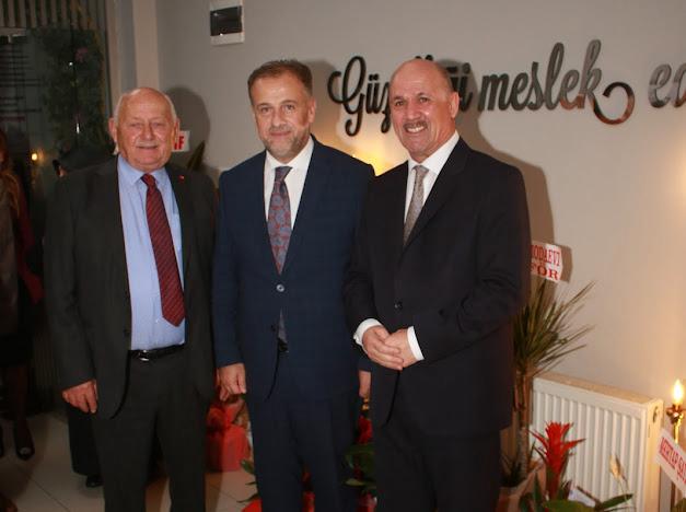 RİZE İLİMİZDE  BAKAN YARDIMCISI SAYIN KEMAL ŞAMLIOĞLU İLE KATILDIĞIMIZ BİR PROGRAM 